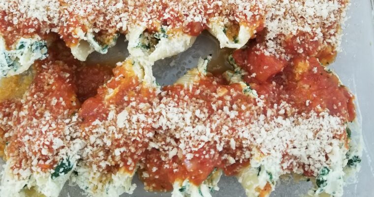 Vegan Stuffed Shells with Spinach Ricotta